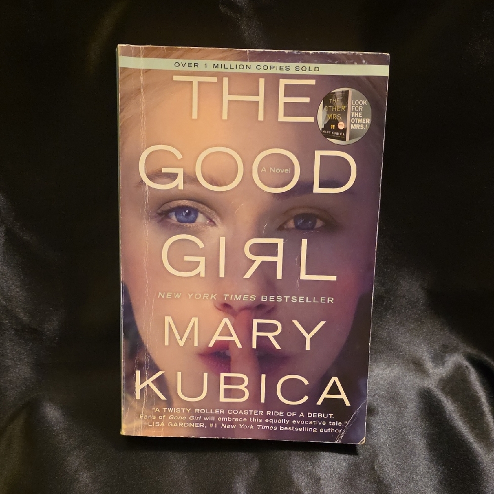 The Good Girl by Mary Kubica Paperback [2/$10]